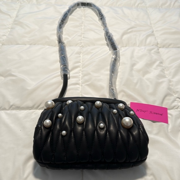 Betsey Johnson Handbags - Betsey Johnson Vegan Bag NWT❣️